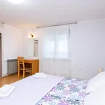 Maretic Apartman