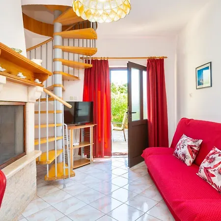 Apartment Maretic