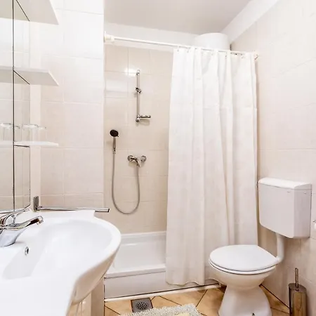 Maretic Apartment